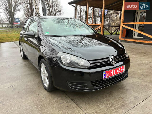 Синий Фольксваген Гольф, объемом двигателя 1.6 л и пробегом 200 тыс. км за 8300 $, фото 2 на Automoto.ua