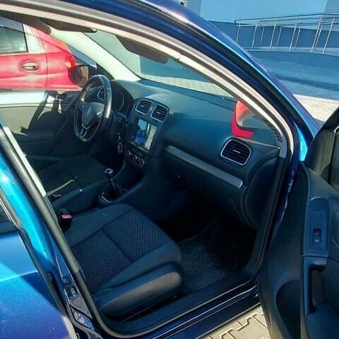 Синий Фольксваген Гольф, объемом двигателя 1.6 л и пробегом 290 тыс. км за 6500 $, фото 11 на Automoto.ua