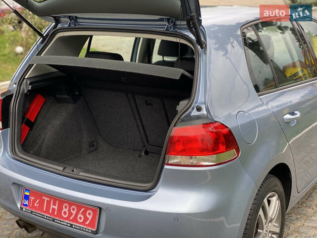 Синий Фольксваген Гольф, объемом двигателя 1.39 л и пробегом 202 тыс. км за 8350 $, фото 23 на Automoto.ua