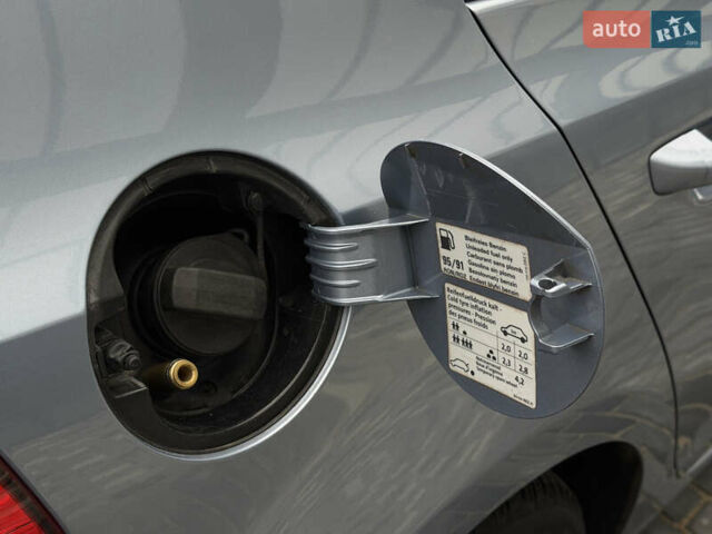 Синий Фольксваген Гольф, объемом двигателя 1.6 л и пробегом 204 тыс. км за 8650 $, фото 65 на Automoto.ua