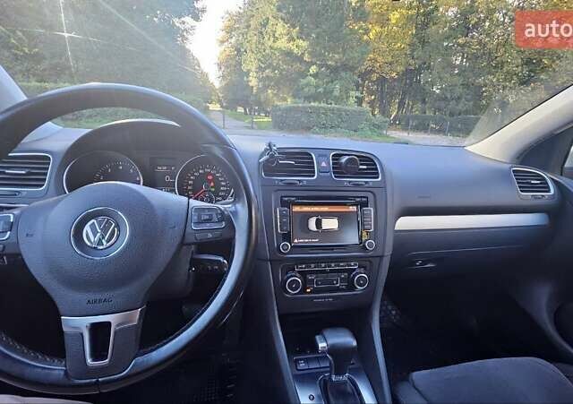 Синий Фольксваген Гольф, объемом двигателя 1.39 л и пробегом 245 тыс. км за 8400 $, фото 13 на Automoto.ua
