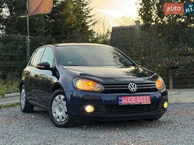 Синий Фольксваген Гольф, объемом двигателя 1.6 л и пробегом 217 тыс. км за 7890 $, фото 21 на Automoto.ua
