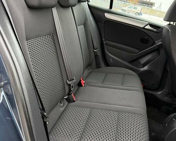 Синий Фольксваген Гольф, объемом двигателя 1.4 л и пробегом 192 тыс. км за 7500 $, фото 33 на Automoto.ua