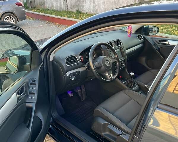 Синий Фольксваген Гольф, объемом двигателя 1.4 л и пробегом 208 тыс. км за 7700 $, фото 11 на Automoto.ua