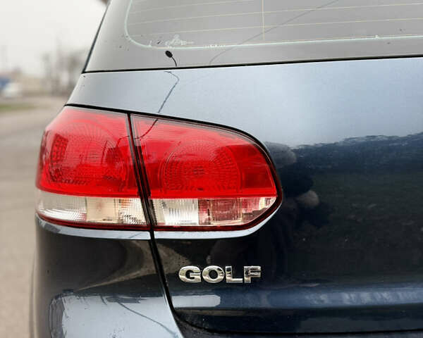 Синий Фольксваген Гольф, объемом двигателя 1.6 л и пробегом 190 тыс. км за 7700 $, фото 10 на Automoto.ua