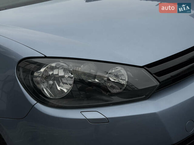 Синий Фольксваген Гольф, объемом двигателя 1.6 л и пробегом 204 тыс. км за 8650 $, фото 58 на Automoto.ua