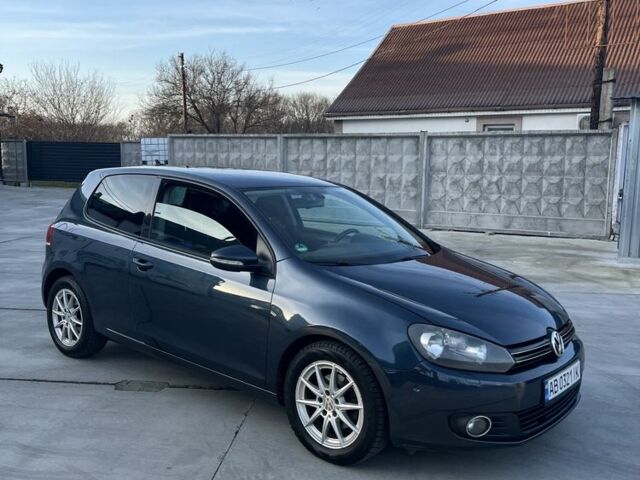 Синий Фольксваген Гольф, объемом двигателя 1.2 л и пробегом 248 тыс. км за 7000 $, фото 3 на Automoto.ua