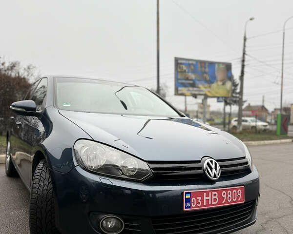Синий Фольксваген Гольф, объемом двигателя 1.6 л и пробегом 190 тыс. км за 7700 $, фото 1 на Automoto.ua