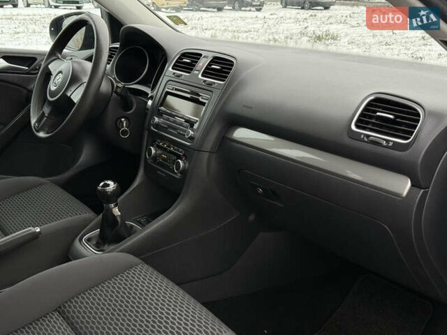 Синий Фольксваген Гольф, объемом двигателя 1.4 л и пробегом 192 тыс. км за 6890 $, фото 40 на Automoto.ua