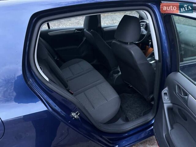 Синій Фольксваген Гольф, об'ємом двигуна 1.6 л та пробігом 173 тис. км за 9999 $, фото 31 на Automoto.ua