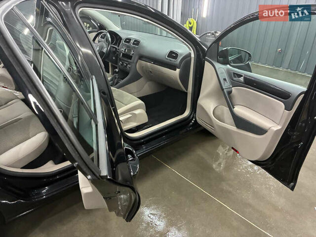 Синий Фольксваген Гольф, объемом двигателя 1.6 л и пробегом 200 тыс. км за 8300 $, фото 19 на Automoto.ua