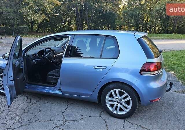 Синий Фольксваген Гольф, объемом двигателя 1.39 л и пробегом 245 тыс. км за 8400 $, фото 7 на Automoto.ua