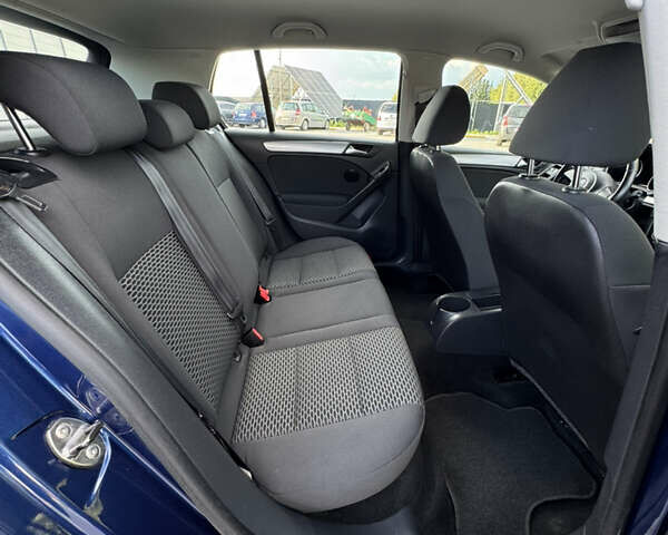 Синий Фольксваген Гольф, объемом двигателя 1.4 л и пробегом 181 тыс. км за 6800 $, фото 48 на Automoto.ua