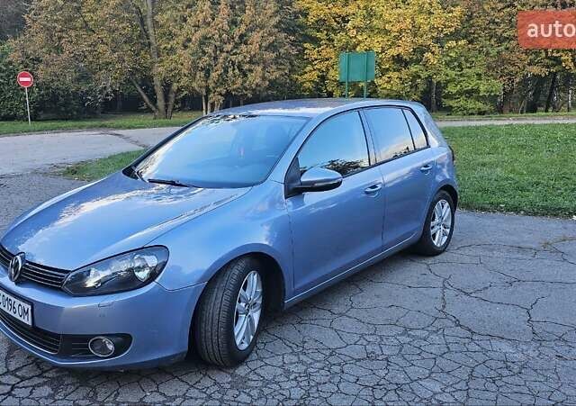 Синий Фольксваген Гольф, объемом двигателя 1.39 л и пробегом 245 тыс. км за 8400 $, фото 11 на Automoto.ua