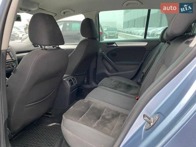 Синий Фольксваген Гольф, объемом двигателя 1.4 л и пробегом 245 тыс. км за 8190 $, фото 23 на Automoto.ua