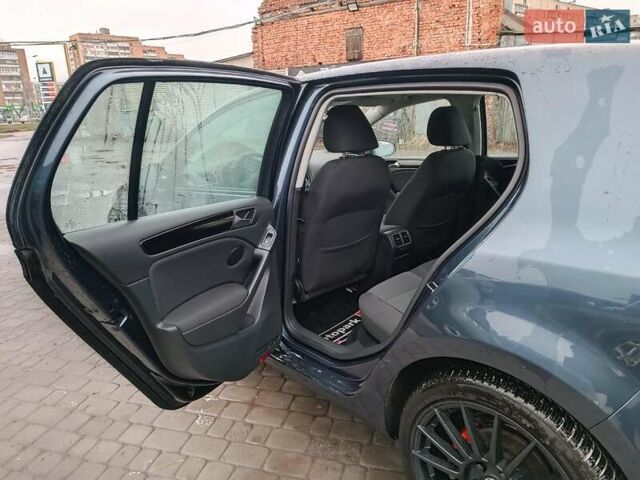 Синий Фольксваген Гольф, объемом двигателя 1.4 л и пробегом 255 тыс. км за 7490 $, фото 12 на Automoto.ua