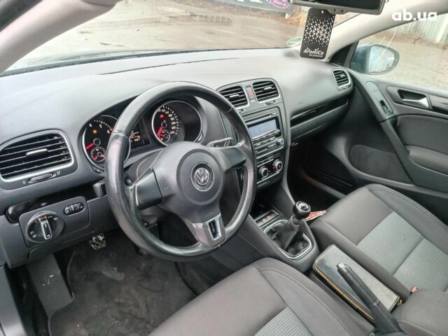Синий Фольксваген Гольф, объемом двигателя 1.4 л и пробегом 255 тыс. км за 7490 $, фото 18 на Automoto.ua