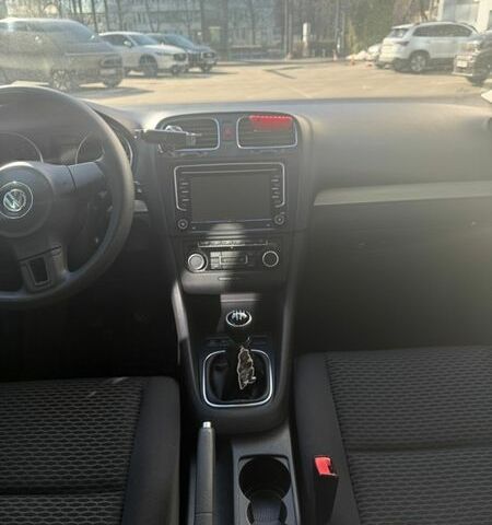 Синій Фольксваген Гольф, об'ємом двигуна 1.39 л та пробігом 235 тис. км за 7450 $, фото 4 на Automoto.ua