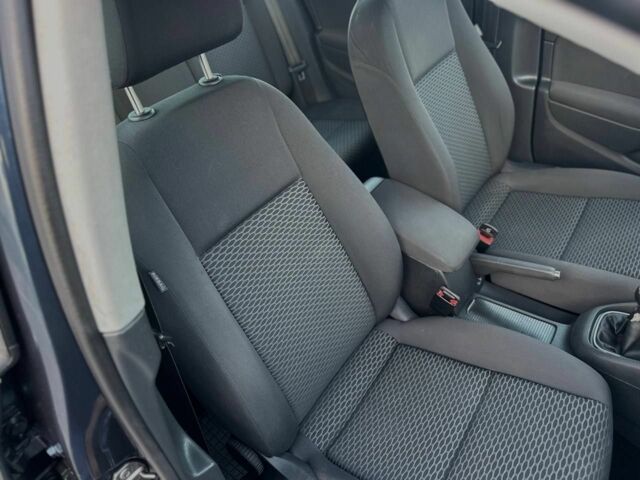 Синій Фольксваген Гольф, об'ємом двигуна 1.4 л та пробігом 197 тис. км за 7500 $, фото 14 на Automoto.ua