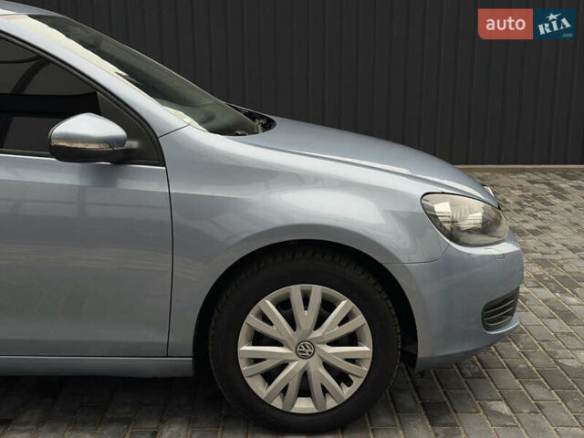Синий Фольксваген Гольф, объемом двигателя 1.6 л и пробегом 204 тыс. км за 8650 $, фото 67 на Automoto.ua