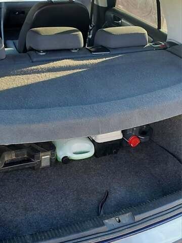 Синий Фольксваген Гольф, объемом двигателя 1.6 л и пробегом 290 тыс. км за 6500 $, фото 12 на Automoto.ua