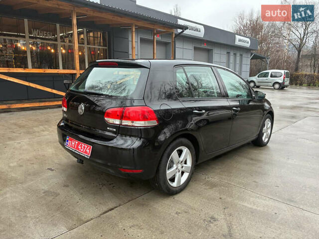 Синий Фольксваген Гольф, объемом двигателя 1.6 л и пробегом 200 тыс. км за 8300 $, фото 4 на Automoto.ua