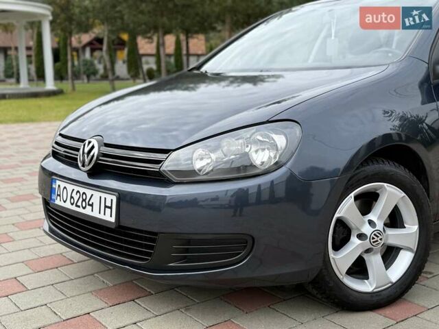 Фольксваген Гольф 2010 в Иршава на Automoto.ua Синий Фольксваген Гольф, объемом двигателя 1.39 л и пробегом 228 тыс. км за 8300 $, фото 6 на Automoto.ua