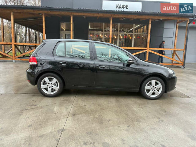 Синий Фольксваген Гольф, объемом двигателя 1.6 л и пробегом 200 тыс. км за 8300 $, фото 3 на Automoto.ua