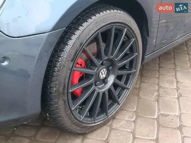 Синий Фольксваген Гольф, объемом двигателя 1.4 л и пробегом 255 тыс. км за 7490 $, фото 3 на Automoto.ua