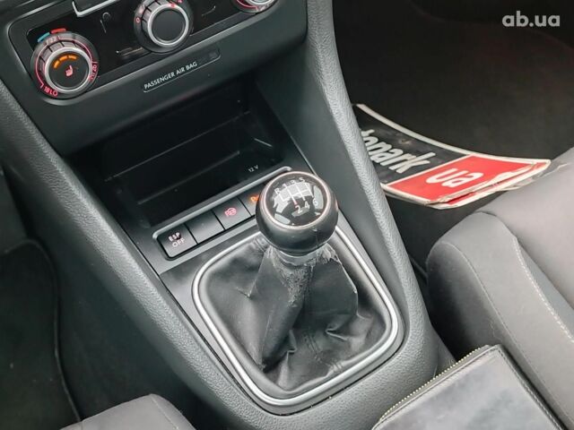 Синий Фольксваген Гольф, объемом двигателя 1.4 л и пробегом 255 тыс. км за 7490 $, фото 15 на Automoto.ua