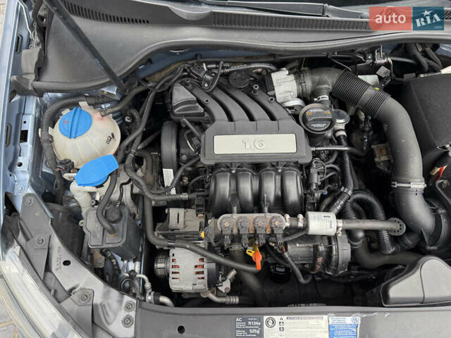 Синий Фольксваген Гольф, объемом двигателя 1.6 л и пробегом 204 тыс. км за 8650 $, фото 107 на Automoto.ua