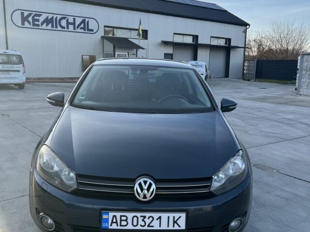 Синий Фольксваген Гольф, объемом двигателя 1.2 л и пробегом 248 тыс. км за 7000 $, фото 2 на Automoto.ua