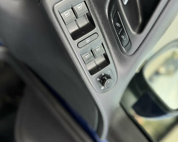 Синий Фольксваген Гольф, объемом двигателя 1.4 л и пробегом 181 тыс. км за 6800 $, фото 29 на Automoto.ua