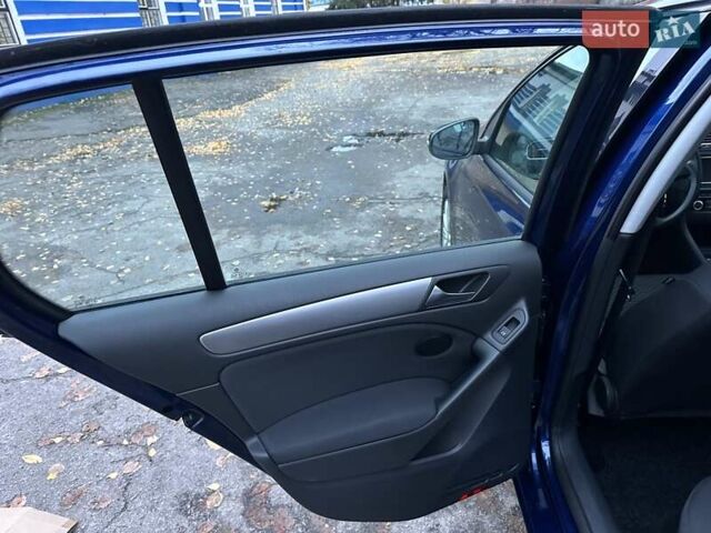 Синій Фольксваген Гольф, об'ємом двигуна 1.6 л та пробігом 173 тис. км за 9999 $, фото 26 на Automoto.ua