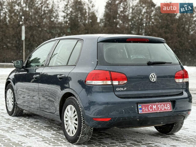 Синий Фольксваген Гольф, объемом двигателя 1.4 л и пробегом 192 тыс. км за 6890 $, фото 92 на Automoto.ua
