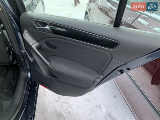 Синий Фольксваген Гольф, объемом двигателя 1.4 л и пробегом 229 тыс. км за 7200 $, фото 30 на Automoto.ua