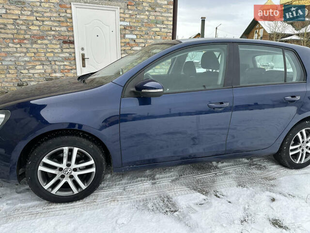 Синий Фольксваген Гольф, объемом двигателя 1.6 л и пробегом 168 тыс. км за 7599 $, фото 2 на Automoto.ua