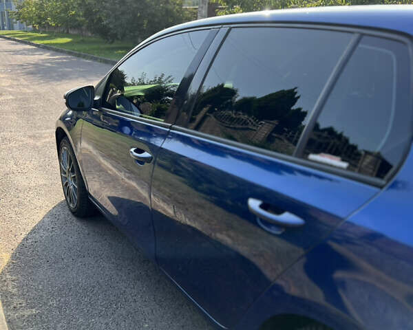 Синій Фольксваген Гольф, об'ємом двигуна 1.6 л та пробігом 282 тис. км за 8400 $, фото 4 на Automoto.ua