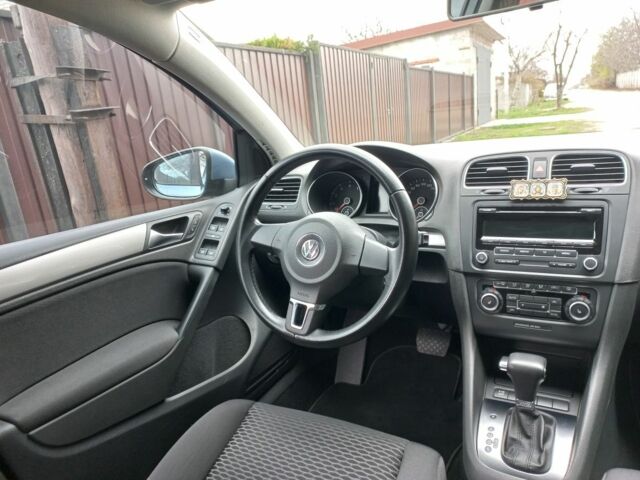 Синій Фольксваген Гольф, об'ємом двигуна 1.4 л та пробігом 81 тис. км за 11600 $, фото 4 на Automoto.ua