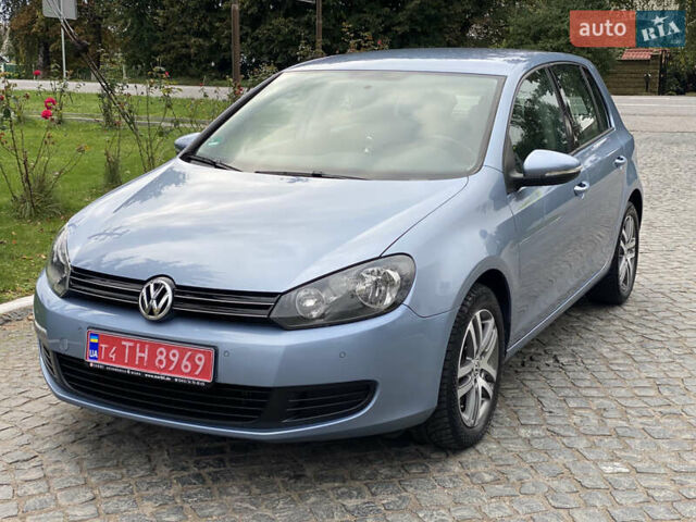 Синий Фольксваген Гольф, объемом двигателя 1.39 л и пробегом 202 тыс. км за 8350 $, фото 4 на Automoto.ua