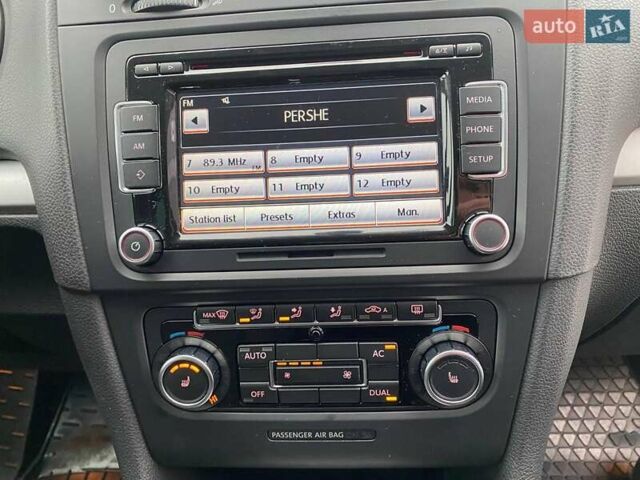 Синий Фольксваген Гольф, объемом двигателя 1.4 л и пробегом 245 тыс. км за 8190 $, фото 13 на Automoto.ua