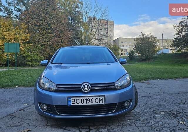Синий Фольксваген Гольф, объемом двигателя 1.39 л и пробегом 245 тыс. км за 8400 $, фото 5 на Automoto.ua