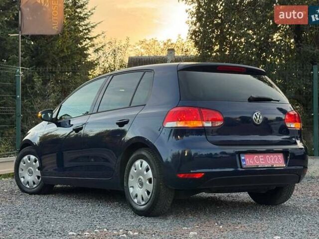 Синий Фольксваген Гольф, объемом двигателя 1.6 л и пробегом 217 тыс. км за 7890 $, фото 41 на Automoto.ua