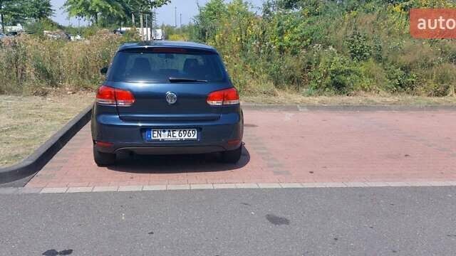 Синий Фольксваген Гольф, объемом двигателя 1.6 л и пробегом 239 тыс. км за 9999 $, фото 71 на Automoto.ua