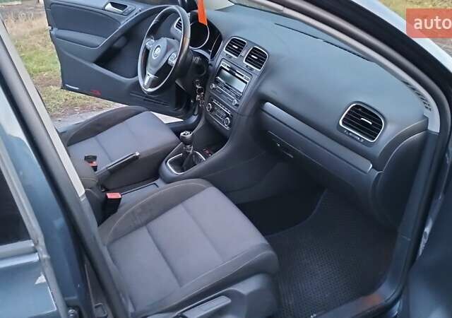 Синій Фольксваген Гольф, об'ємом двигуна 1.2 л та пробігом 177 тис. км за 5900 $, фото 9 на Automoto.ua