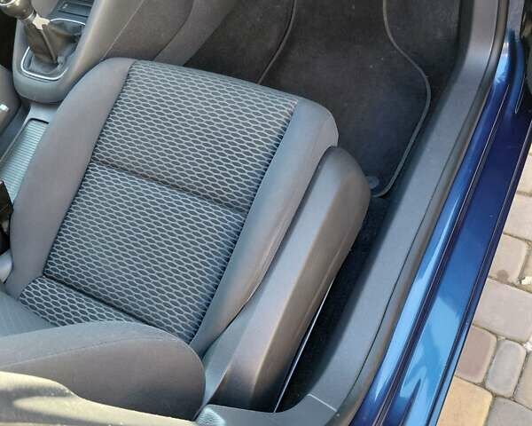 Синий Фольксваген Гольф, объемом двигателя 1.39 л и пробегом 206 тыс. км за 7600 $, фото 11 на Automoto.ua