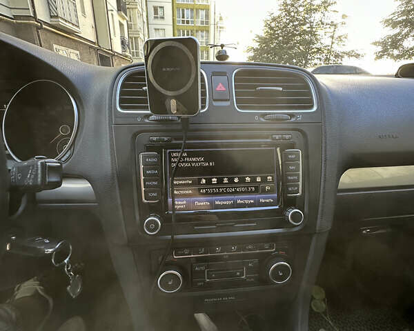 Синій Фольксваген Гольф, об'ємом двигуна 1.6 л та пробігом 260 тис. км за 8750 $, фото 21 на Automoto.ua