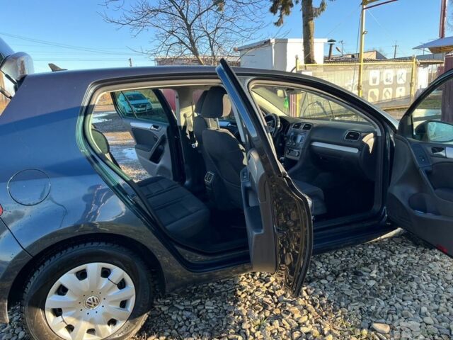 Синий Фольксваген Гольф, объемом двигателя 1.6 л и пробегом 250 тыс. км за 5799 $, фото 7 на Automoto.ua