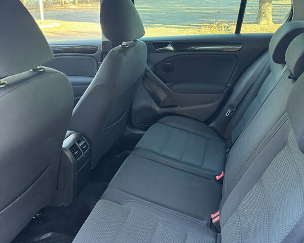 Синий Фольксваген Гольф, объемом двигателя 1.39 л и пробегом 176 тыс. км за 7200 $, фото 11 на Automoto.ua