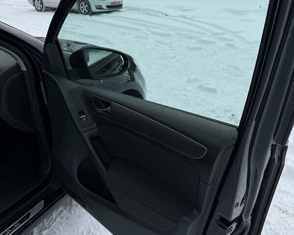 Синий Фольксваген Гольф, объемом двигателя 1.4 л и пробегом 207 тыс. км за 8100 $, фото 16 на Automoto.ua